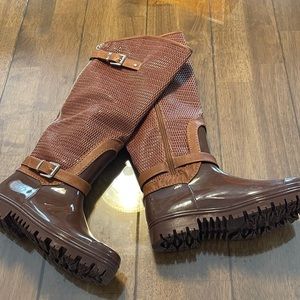 Carrie Knee High Rain Boots NIB Wellies Size 7